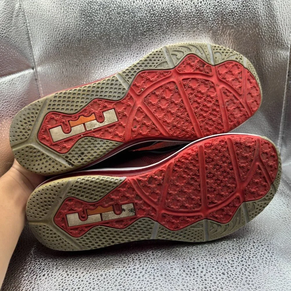 Nike lebron low